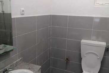 هتل Oriente Dna Studios & Rooms