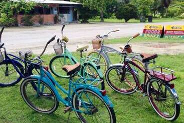 هتل The Adventures Inn   Peleliu