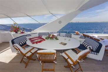 Hotel Troca One