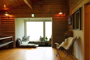 هاستل Niseko Backcountry Lodge