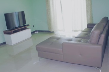 پانسیون Salty Beach House