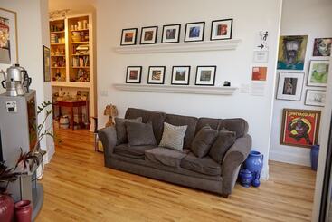 Ray S Bucktown B&b