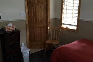 Salmon Pool Inn