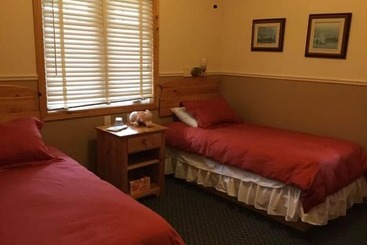 Salmon Pool Inn