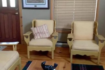 Salmon Pool Inn