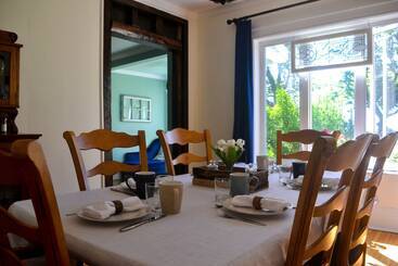 Sea Glass Bed And Breakfast