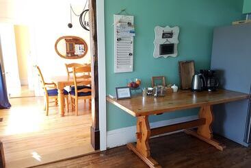 Sea Glass Bed And Breakfast