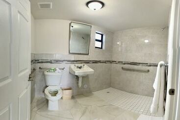 Hialeah Airport Motel