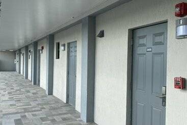 Hialeah Airport Motel