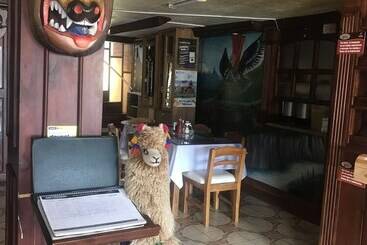 Hostal Chukirawa   Hostel