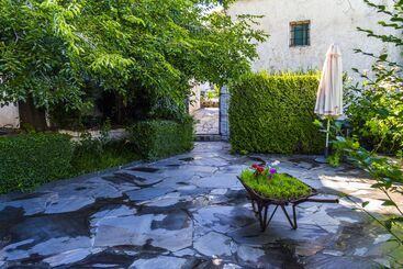 Hostal Poqueira