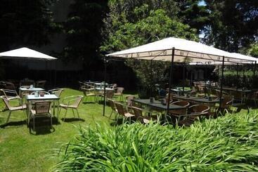 Hostal Poqueira