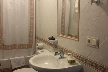 Hostal Poqueira