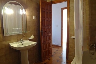 Hostal Poqueira