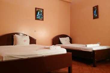Hostal Super Star