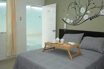 Hostal Villa Santa