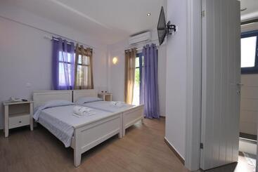 Hotel Alexandros Studios