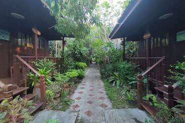 هتل Baansuanlynjee Maeklong Resort