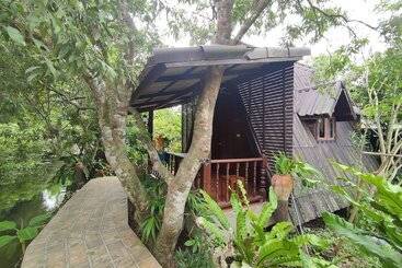 هتل Baansuanlynjee Maeklong Resort