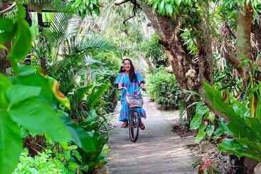 هتل Baansuanlynjee Maeklong Resort
