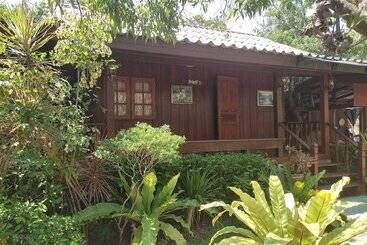 هتل Baansuanlynjee Maeklong Resort