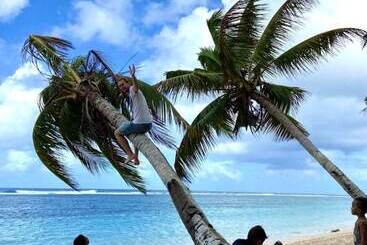 هتل Faofao Beach Fales