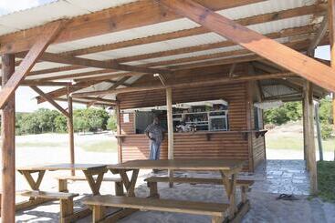 هتل Just In Time Prime Mozambique Holiday Resort   Caravan Park