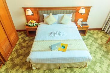 هتل My Tra Riverside