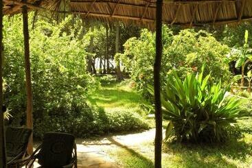 هتل Peponi Beach Resort