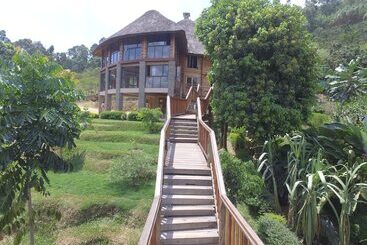 هتل Rafiki Safari Lodge Bwindi