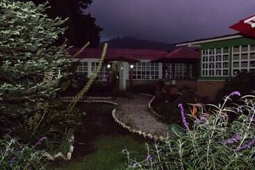 هتل San Ricardo Farm And Lodge