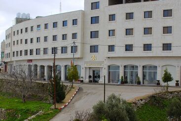 هتل Taybeh Golden