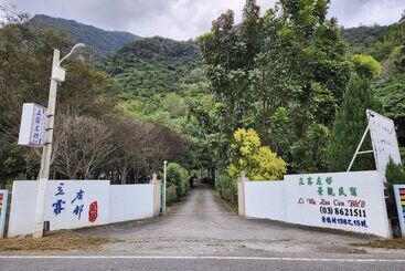 Li Wu Zuo Can B&b