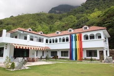 Li Wu Zuo Can B&b