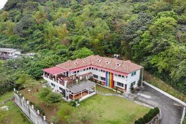 Li Wu Zuo Can B&b