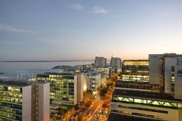 Panoramic Living