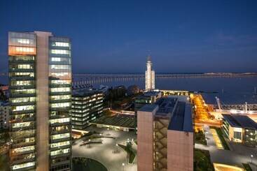 Panoramic Living