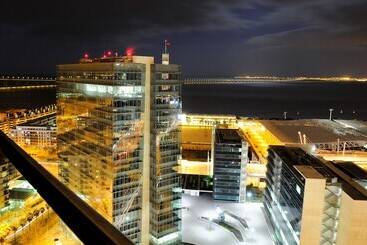Panoramic Living