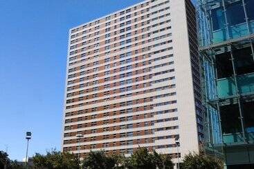 Panoramic Living