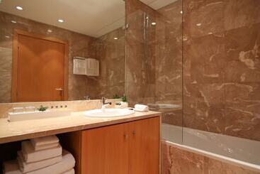 Panoramic Living
