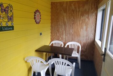 Sunnyside Motel & Cottages