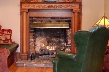 The Lion And The Rose B&b