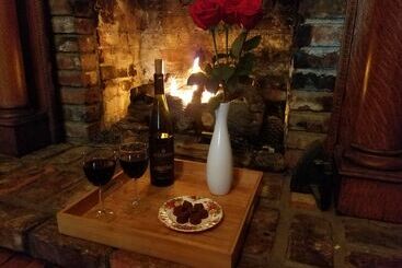 The Lion And The Rose B&b