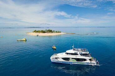 هاستل South Sea Island