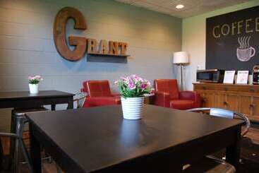 Grant Hills Motel