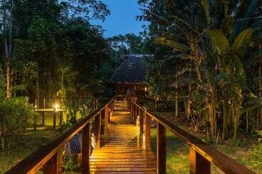 مسافرخانه Refugio Amazonas Lodge