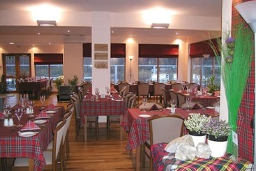 مسافرخانه The Lodge On The Loch Of Aboyne