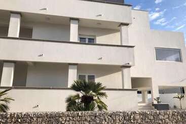 هتل Diklo Beach Rooms Adults Only