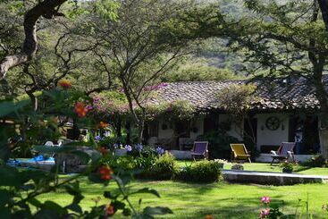 هتل Hacienda San Francisco