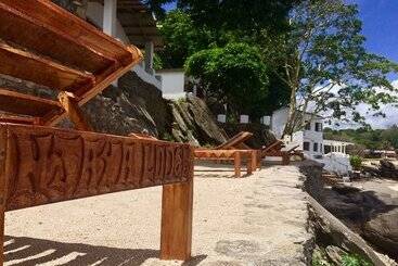 هتل Njaya Lodge